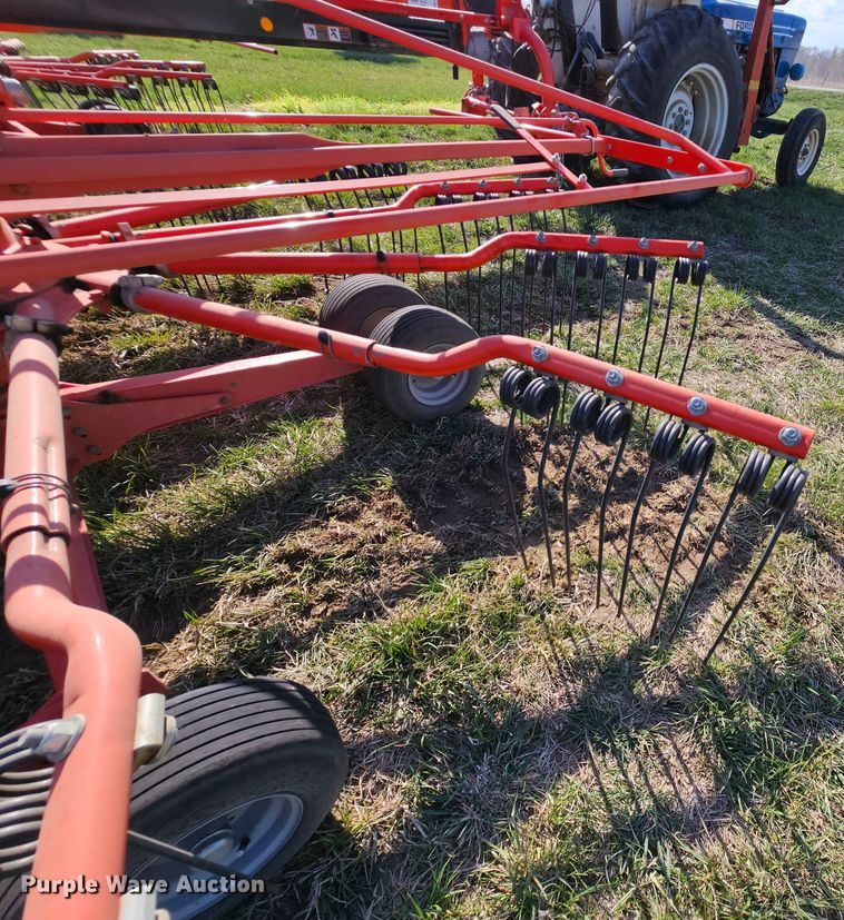 image for item DK1737 Kuhn GA8121  rotary hay rake