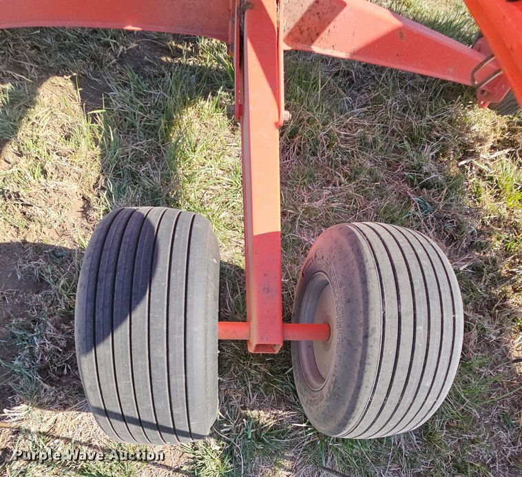 image for item DK1737 Kuhn GA8121  rotary hay rake