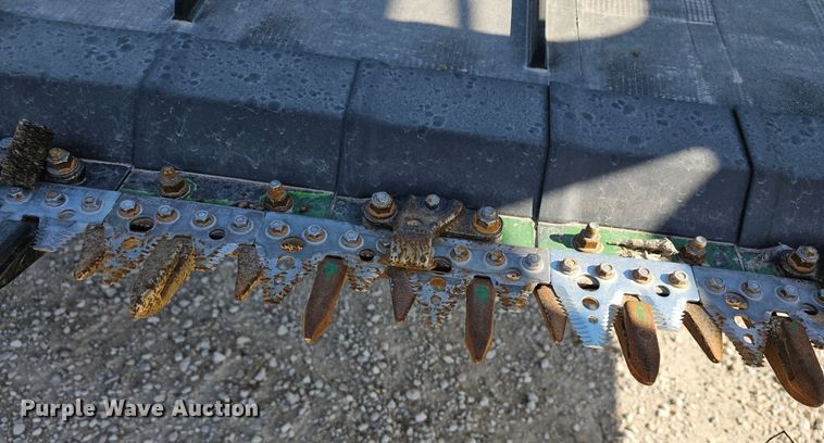 image for item DK1738 2012 John Deere 635FD  flex draper head