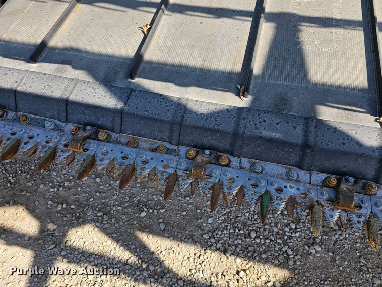 image for item DK1738 2012 John Deere 635FD  flex draper head