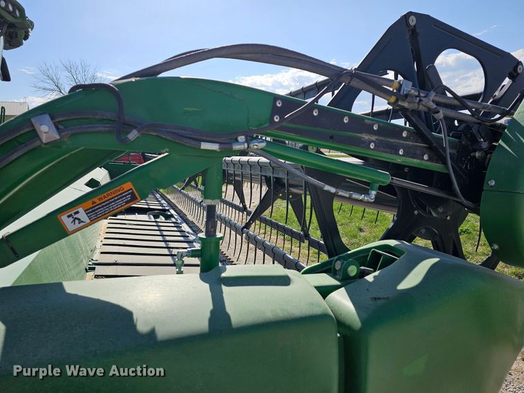 image for item DK1738 2012 John Deere 635FD  flex draper head
