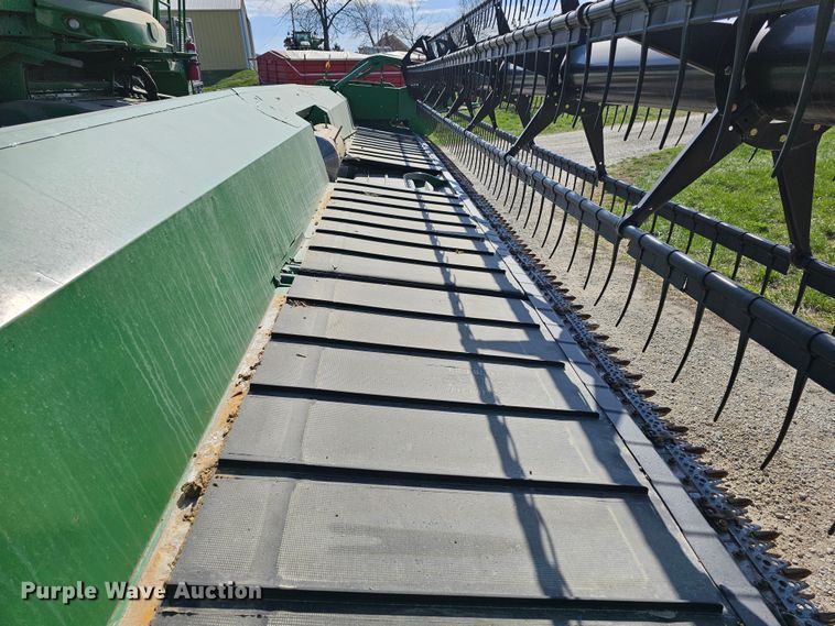 image for item DK1738 2012 John Deere 635FD  flex draper head