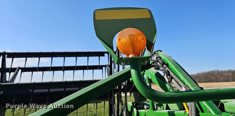 image for item DK1738 2012 John Deere 635FD  flex draper head