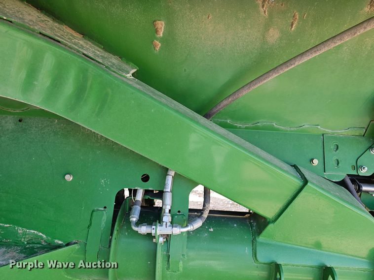 image for item DK1738 2012 John Deere 635FD  flex draper head