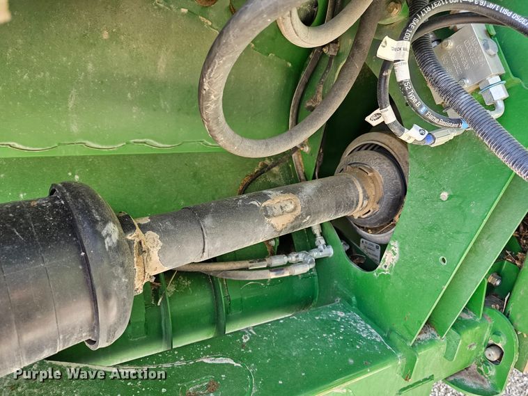 image for item DK1738 2012 John Deere 635FD  flex draper head