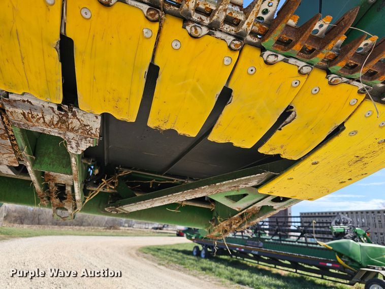 image for item DK1738 2012 John Deere 635FD  flex draper head