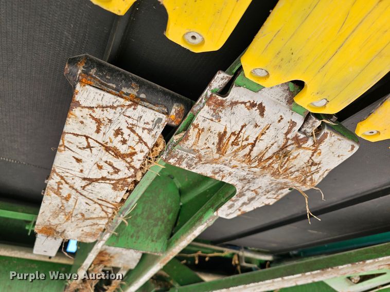 image for item DK1738 2012 John Deere 635FD  flex draper head