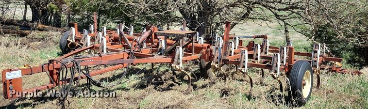 image for item DK5222 Wil-Rich  field cultivator