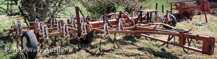 image for item DK5222 Wil-Rich  field cultivator