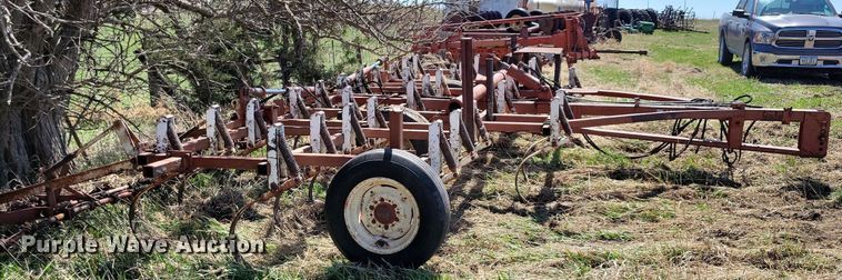 image for item DK5222 Wil-Rich  field cultivator