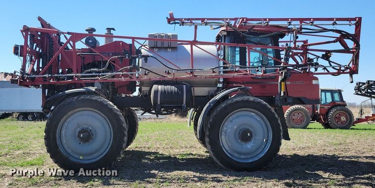 image for item DK5230 2005 Case IH Patriot SPX3310  sprayer