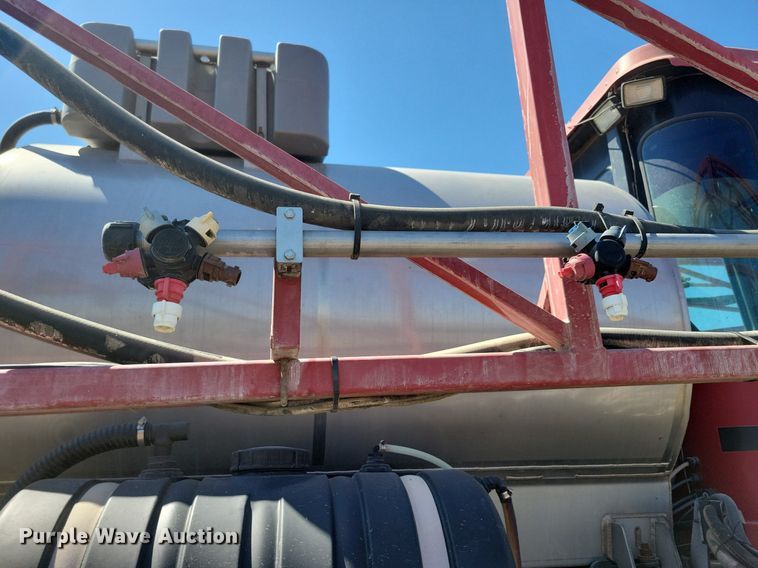 image for item DK5230 2005 Case IH Patriot SPX3310  sprayer