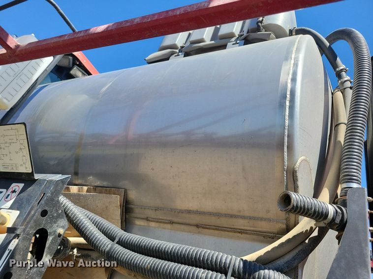 image for item DK5230 2005 Case IH Patriot SPX3310  sprayer