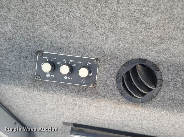 image for item DK5230 2005 Case IH Patriot SPX3310  sprayer