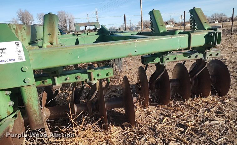 image for item DK7143 John Deere  disk ripper