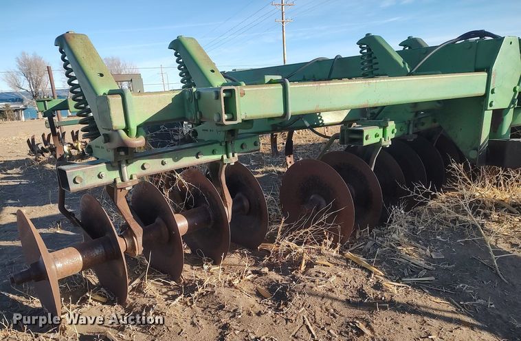 image for item DK7143 John Deere  disk ripper