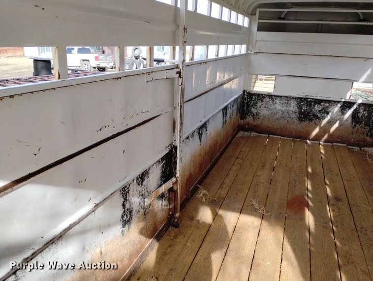 image for item DN6354 1999 Trailmann  livestock trailer