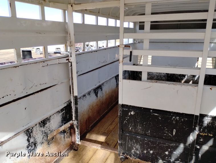 image for item DN6354 1999 Trailmann  livestock trailer