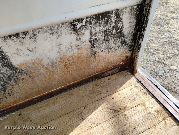 image for item DN6354 1999 Trailmann  livestock trailer