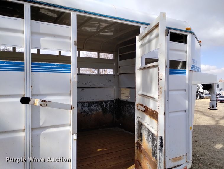image for item DN6354 1999 Trailmann  livestock trailer