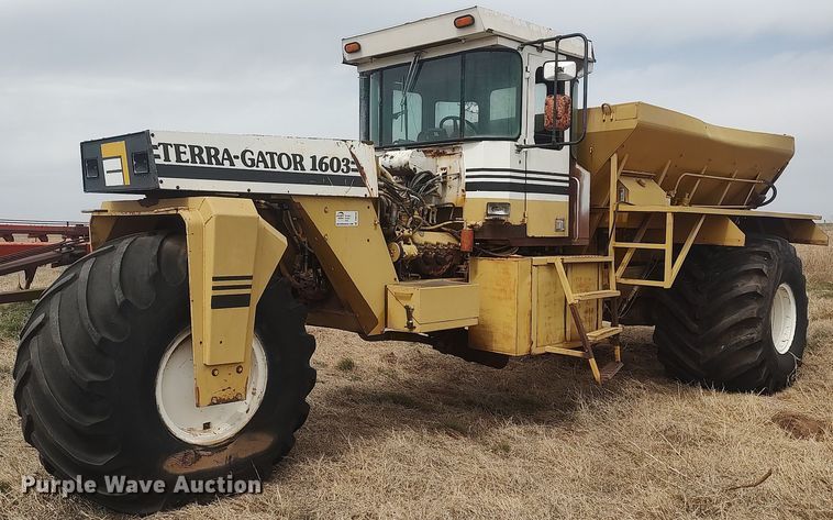 image for item DQ0449 Terra-Gator 1603  spreader