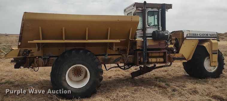 image for item DQ0449 Terra-Gator 1603  spreader