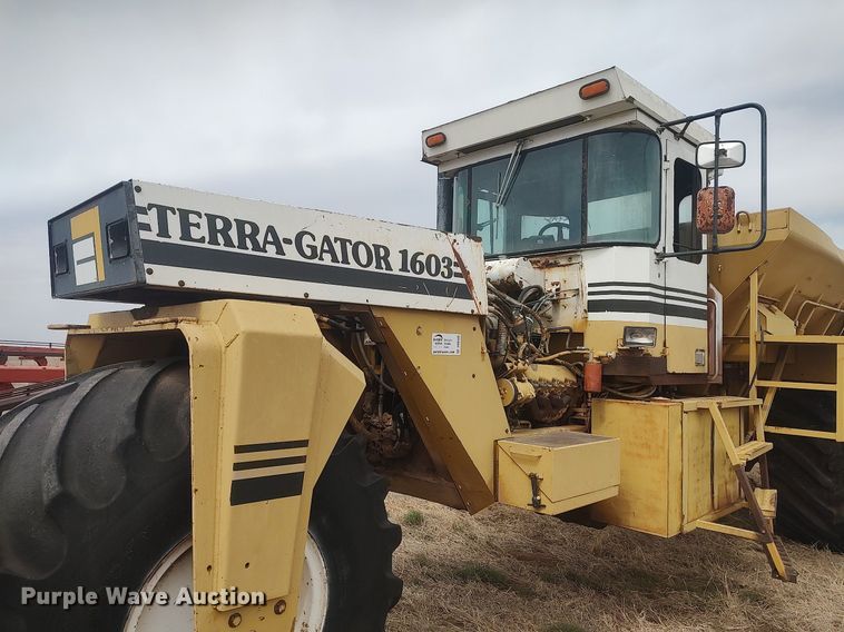 image for item DQ0449 Terra-Gator 1603  spreader