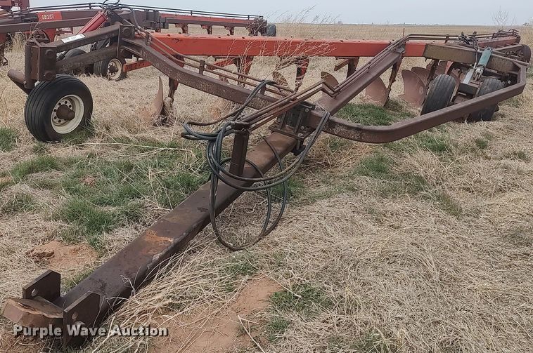 image for item DQ0450 Case  twelve bottom plow