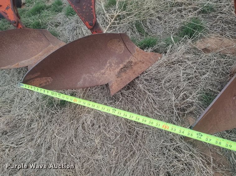 image for item DQ0450 Case  twelve bottom plow