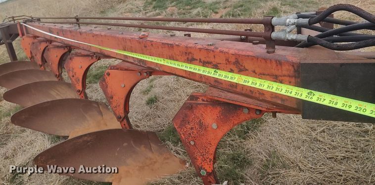 image for item DQ0450 Case  twelve bottom plow