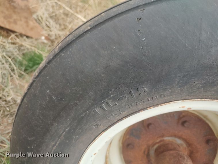 image for item DQ0450 Case  twelve bottom plow