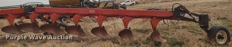 image for item DQ0451 Case  twelve bottom plow