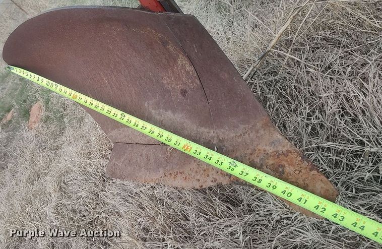 image for item DQ0451 Case  twelve bottom plow