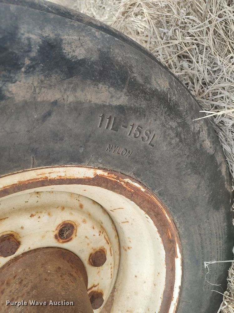 image for item DQ0451 Case  twelve bottom plow