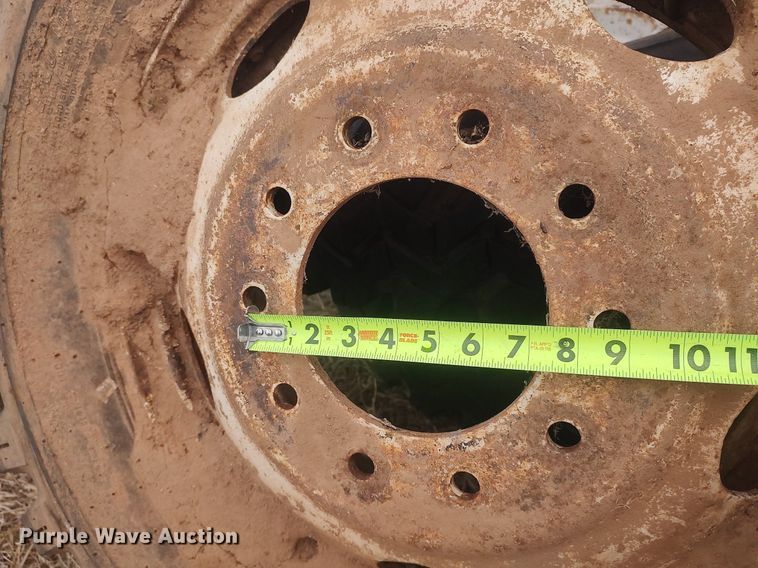 image for item DQ0453 (8) 9.00-20 tires and wheels