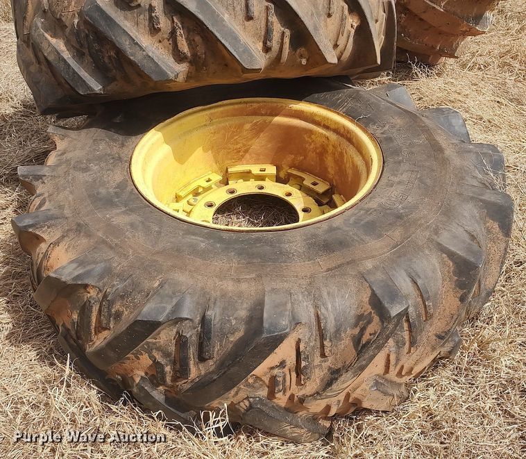 image for item DQ0454 (3) tires