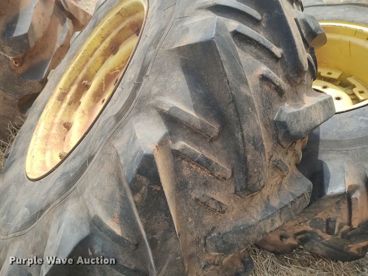 image for item DQ0454 (3) tires