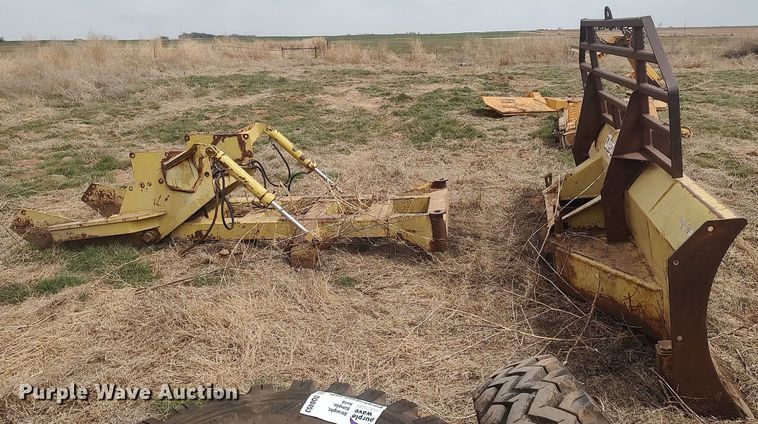 image for item DQ0455 Degelman  tractor dozer blade