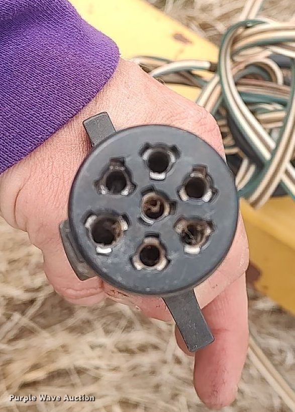 image for item DQ0457 Darf 1017L  hay rake