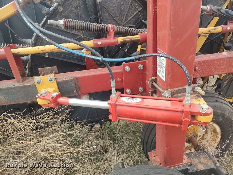 image for item DQ0457 Darf 1017L  hay rake