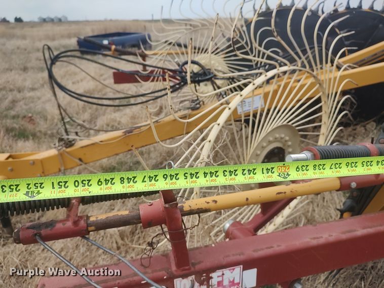 image for item DQ0457 Darf 1017L  hay rake