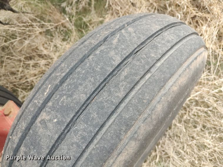 image for item DQ0457 Darf 1017L  hay rake