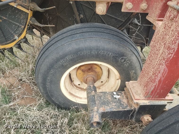 image for item DQ0457 Darf 1017L  hay rake