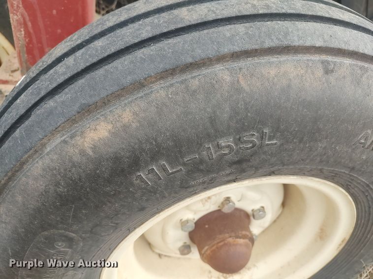 image for item DQ0457 Darf 1017L  hay rake