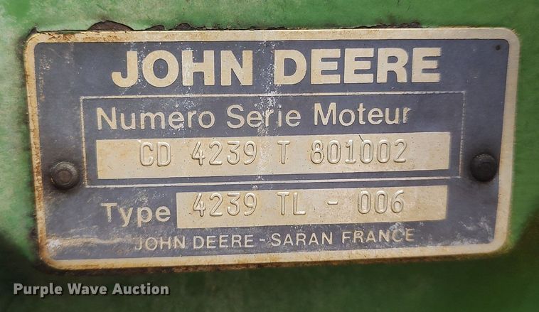 image for item DQ0459 1988 John Deere 2555  tractor