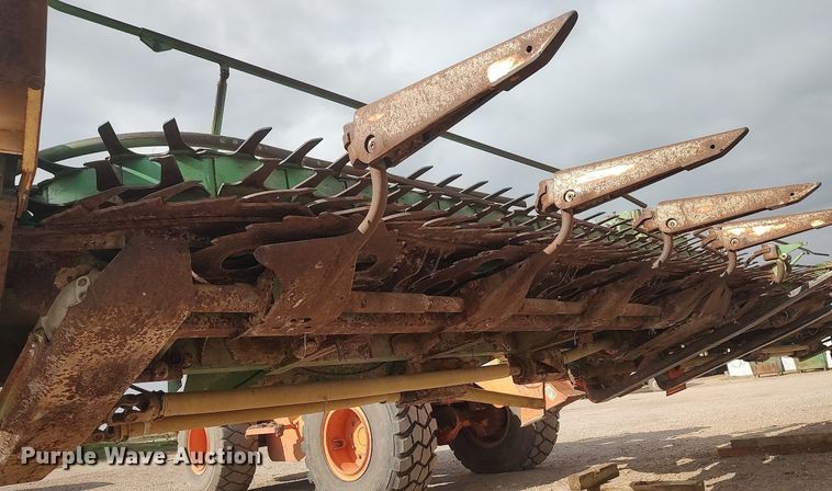 image for item DQ0460 Krone Easy Collect 9000  rotary forage head