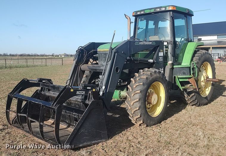 image for item DQ0463 1994 John Deere 7800  MFWD tractor