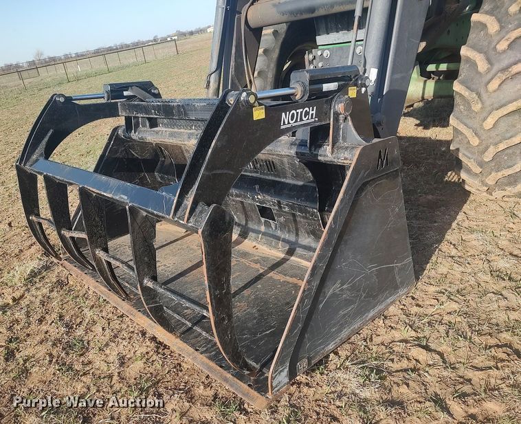 image for item DQ0463 1994 John Deere 7800  MFWD tractor