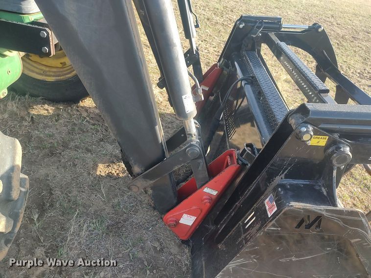 image for item DQ0463 1994 John Deere 7800  MFWD tractor