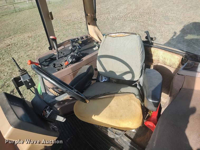 image for item DQ0463 1994 John Deere 7800  MFWD tractor